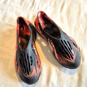 Foam runners women jogging Walking Beach shoes Four Seasons Unisex fit women's 8